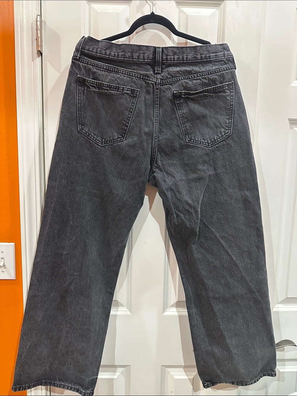NWOT Old Navy Men's Charcoal Relaxed Straight Jeans size 33X30 - Picture 7 of 10